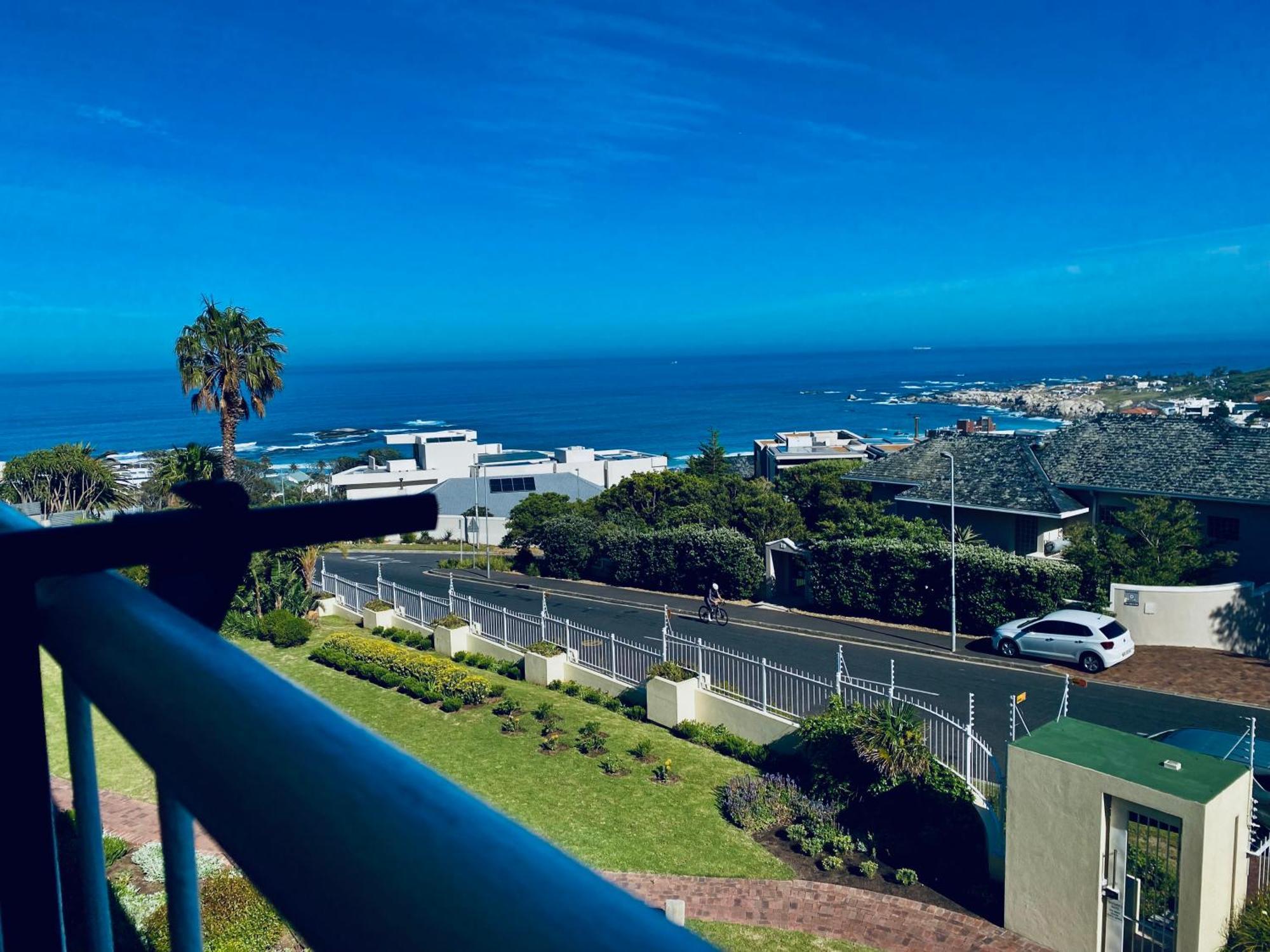 Aqua Vista - Camps Bay Cape Town